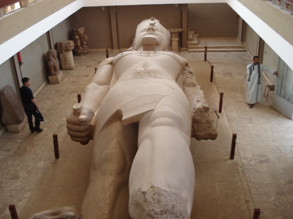 Tour con escala en El Cairo a Sakkara y Memphis